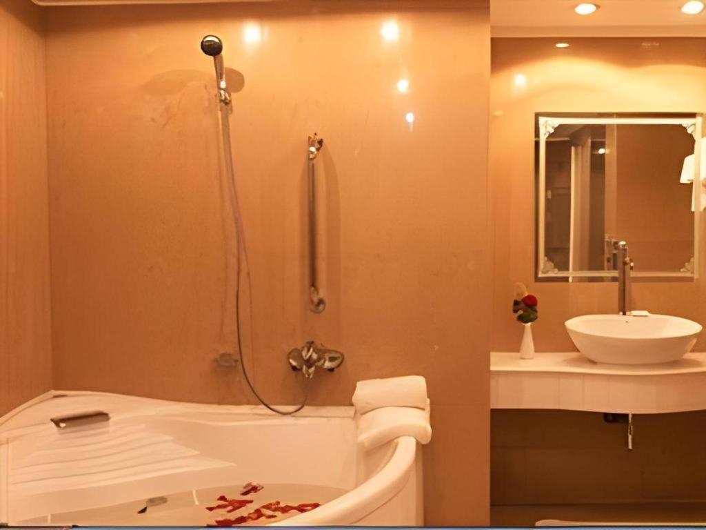 Hotel Ruposhi Bangla 다카 외부 사진